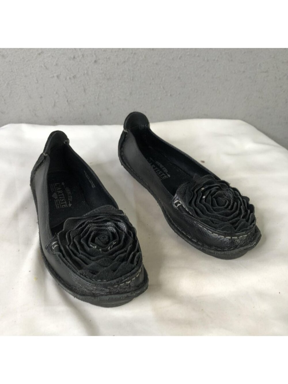 Spring Step L'Artiste Shoes Womens Size 7.5 Black Leather Dezi Flower Moccasins